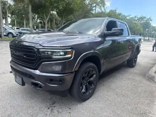 Ram 1500 2024 4x4 Limited 4p Cabina de Tripulante 5.6 ft. SB Camioneta