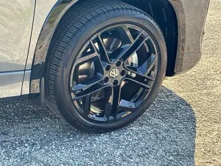 Volkswagen Tiguan 2026 AWD SE R-Line Black 4Motion 4p SUV