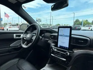 Ford Explorer 2023 AWD Platinum 4p SUV