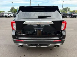Ford Explorer 2023 AWD Platinum 4p SUV