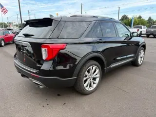Ford Explorer 2023 AWD Platinum 4p SUV