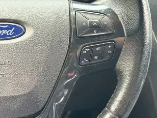 Ford Explorer 2018 4x4 XLT SUV de 4 puertas