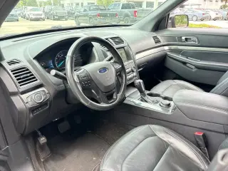 Ford Explorer 2018 4x4 XLT SUV de 4 puertas
