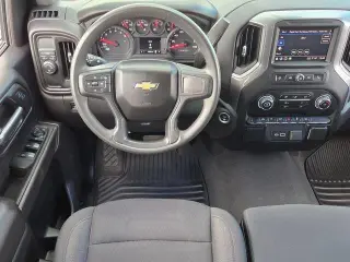Chevrolet Silverado 1500 2024 4x2 Custom 4dr Crew Cab 5.8 ft. SB