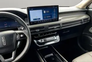 Lincoln Corsair 2024 AWD Premiere 4p SUV
