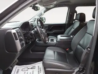 GMC Sierra 1500 2016 4x4 SLT 4p. Cabina de Tripulante 5,8 pies. CA