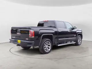 GMC Sierra 1500 2016 4x4 SLT 4p. Cabina de Tripulante 5,8 pies. CA