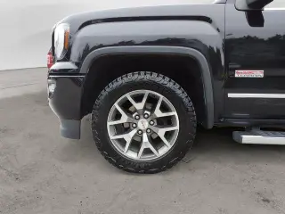GMC Sierra 1500 2016 4x4 SLT 4p. Cabina de Tripulante 5,8 pies. CA