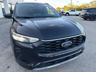Ford Escape 2023 ST-Line 4p SUV