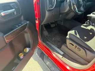 Chevrolet Silverado 1500 2021 4x4 LT 4p. Camioneta de cabina completa 5.8 pies cúbicos con 1LT
