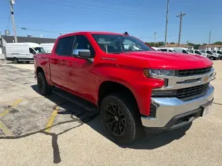 Chevrolet Silverado 1500 2021 4x4 LT 4p. Camioneta de cabina completa 5.8 pies cúbicos con 1LT