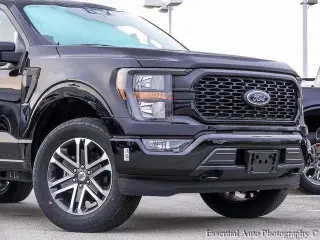 Ford F-150 2023 4x4 XL 4dr SuperCab 6.5 ft. SB