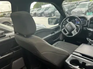 Ford F-150 2022 4x4 XLT 4p SuperCrew 5.5 ft. SB