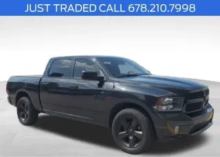Ram 1500 2017 4x2 Tradesman 4p Camioneta Cabina Extendida 5.5 ft. SB