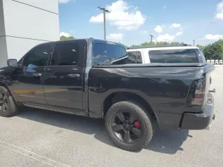 Ram 1500 2017 4x2 Tradesman 4p Camioneta Cabina Extendida 5.5 ft. SB