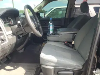 Ram 1500 2017 4x2 Tradesman 4p Camioneta Cabina Extendida 5.5 ft. SB