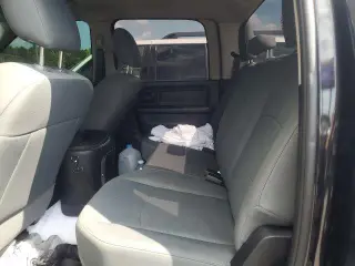 Ram 1500 2017 4x2 Tradesman 4p Camioneta Cabina Extendida 5.5 ft. SB