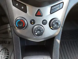 Chevrolet Sonic 2016 LT Auto 4p Sedan
