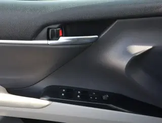 Toyota Camry 2020 SE 4p Sedan