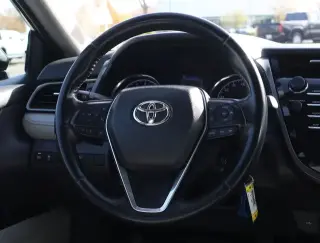 Toyota Camry 2020 SE 4p Sedan