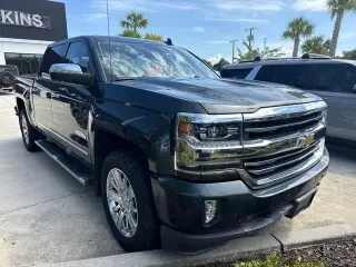 Chevrolet Silverado 1500 2018 4x4 High Country 4p Crew Cab 5.8 ft. SB