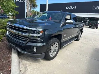 Chevrolet Silverado 1500 2018 4x4 High Country 4p Crew Cab 5.8 ft. SB