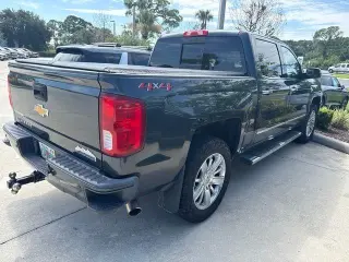 Chevrolet Silverado 1500 2018 4x4 High Country 4p Crew Cab 5.8 ft. SB