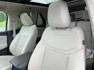 Ford Explorer 2023 AWD Platinum 4dr SUV