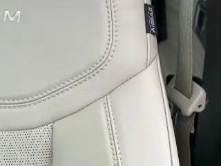 Ford Explorer 2023 AWD Platinum 4dr SUV