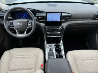 Ford Explorer 2023 AWD Platinum 4dr SUV