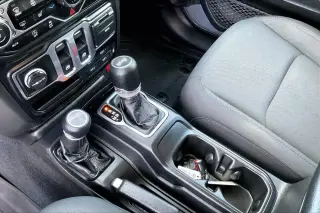 Jeep Wrangler 2022 4x4 Sport 2p SUV
