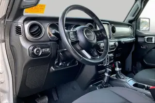 Jeep Wrangler 2022 4x4 Sport 2p SUV