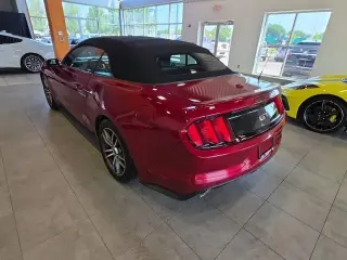 Ford Mustang 2017 GT Premium 2dr Convertible