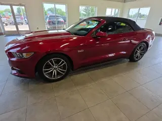 Ford Mustang 2017 GT Premium 2dr Convertible