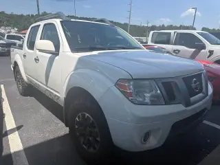Nissan Frontier 2019 4x4 PRO-4X 4p Camioneta Cabina Doble 5 ft. SB 6M