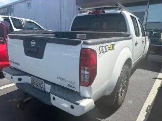 Nissan Frontier 2019 4x4 PRO-4X 4p Camioneta Cabina Doble 5 ft. SB 6M