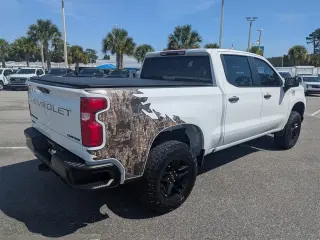 Chevrolet Silverado 1500 2021 4x4 Custom Trail Boss 4p Camión Cabina Doble 5.8 ft. CB