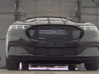 Ford Mustang Mach-E 2021 Premium 4p SUV