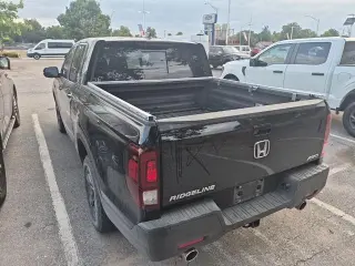 Honda Ridgeline 2023 AWD RTL 4p Crew Cab 5.3 ft. SB