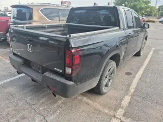 Honda Ridgeline 2023 AWD RTL 4p Crew Cab 5.3 ft. SB