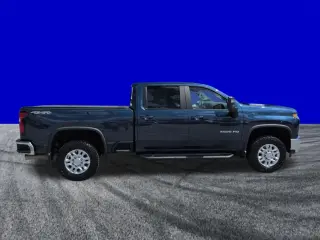 Chevrolet Silverado 3500HD 2020 4x4 LT 4p Camioneta de cabina completa LT SRW