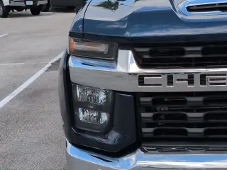 Chevrolet Silverado 3500HD 2020 4x4 LT 4p Camioneta de cabina completa LT SRW