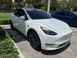 Tesla Model Y 2022 AWD Performance 4p Crossover