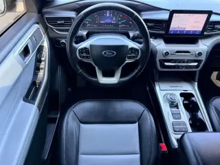 Ford Explorer 2023 XLT 4p SUV