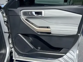 Ford Explorer 2023 XLT 4p SUV