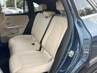 Mercedes-Benz GLA 2023 4x4 GLA 250 4MATIC SUV de 4 puertas