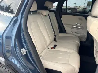Mercedes-Benz GLA 2023 4x4 GLA 250 4MATIC SUV de 4 puertas