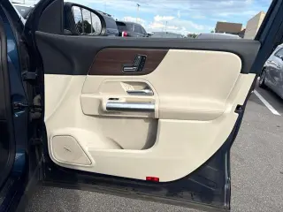 Mercedes-Benz GLA 2023 4x4 GLA 250 4MATIC SUV de 4 puertas