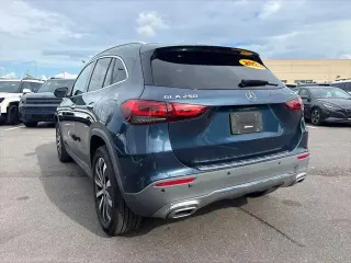 Mercedes-Benz GLA 2023 4x4 GLA 250 4MATIC SUV de 4 puertas