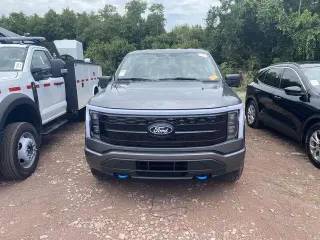 Ford F-150 Lightning 2025 AWD XLT 4p SuperCrew 5.5 ft. SB